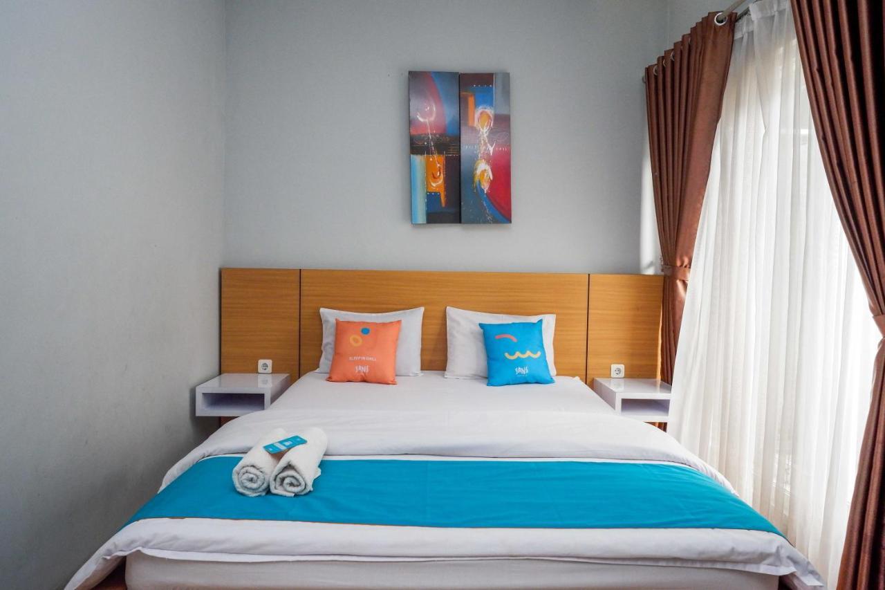 Sans Hotel Absari Yogyakarta Jarakan 외부 사진